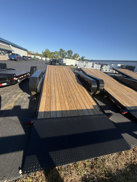 New 2025 Sure-Trac 7x14+4 14k tilt equipment trailer Equipment Trailer