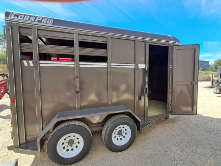 New 2026 CornPro SB-147S Horse Trailer