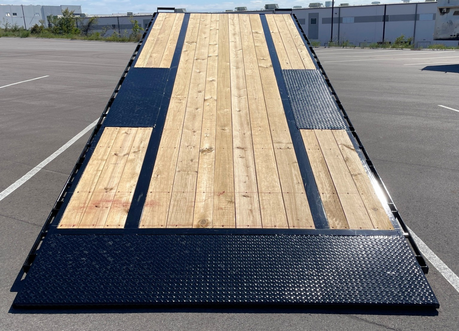 New Diamond C 22' DET-208 Power Tilt Deck Over Equipment Trailer 18,000LB, 8K Axles, 17.5" Tires