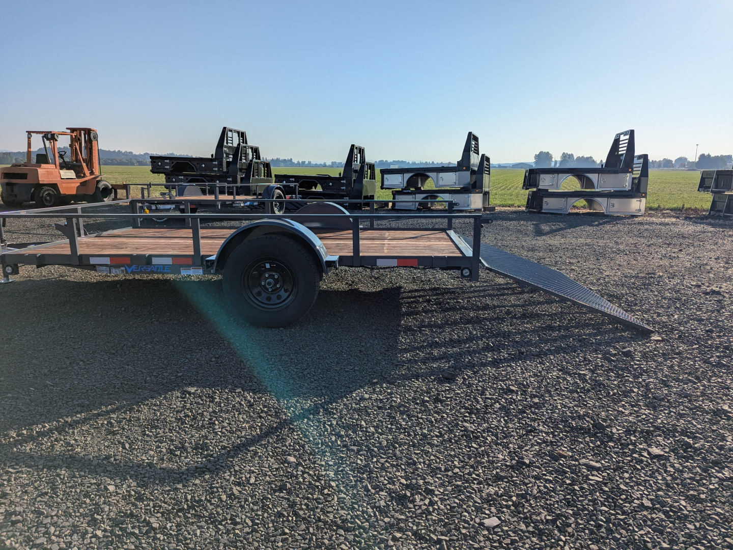 New 2026 VERSATILE TRAILERS FLR712-3KR-D Flatbed Trailer