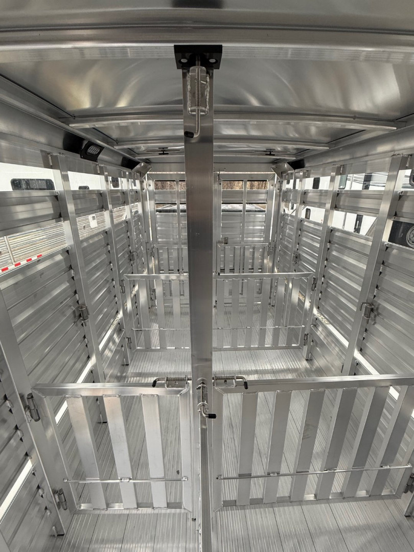 New 2026 Exiss Trailers Exhibitor Mini Combo 615 BP Windows Horse Trailer