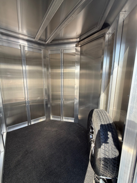New 2026 Exiss Trailers Exhibitor Mini Combo 615W BP Windows Horse Trailer