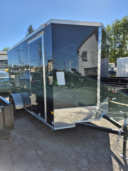 New 2026 Haulmark PASSPORT DELUXE Cargo / Enclosed Trailer