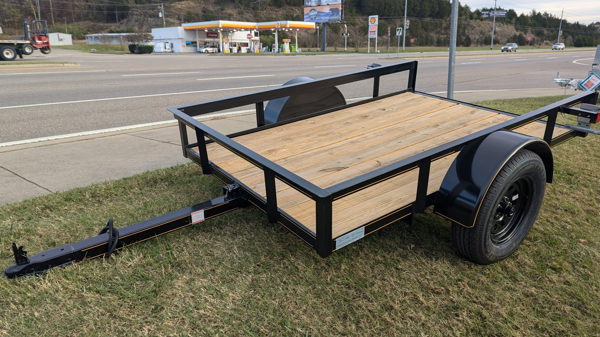 New 2024 P & T Trailers 5X8 STT Utility Trailer