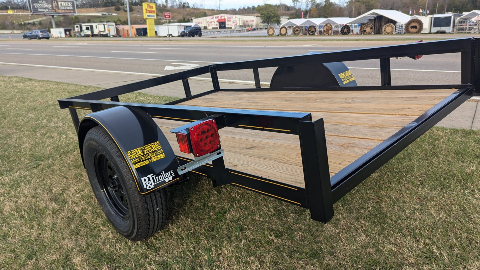 New 2024 P & T Trailers 5X8 STT Utility Trailer