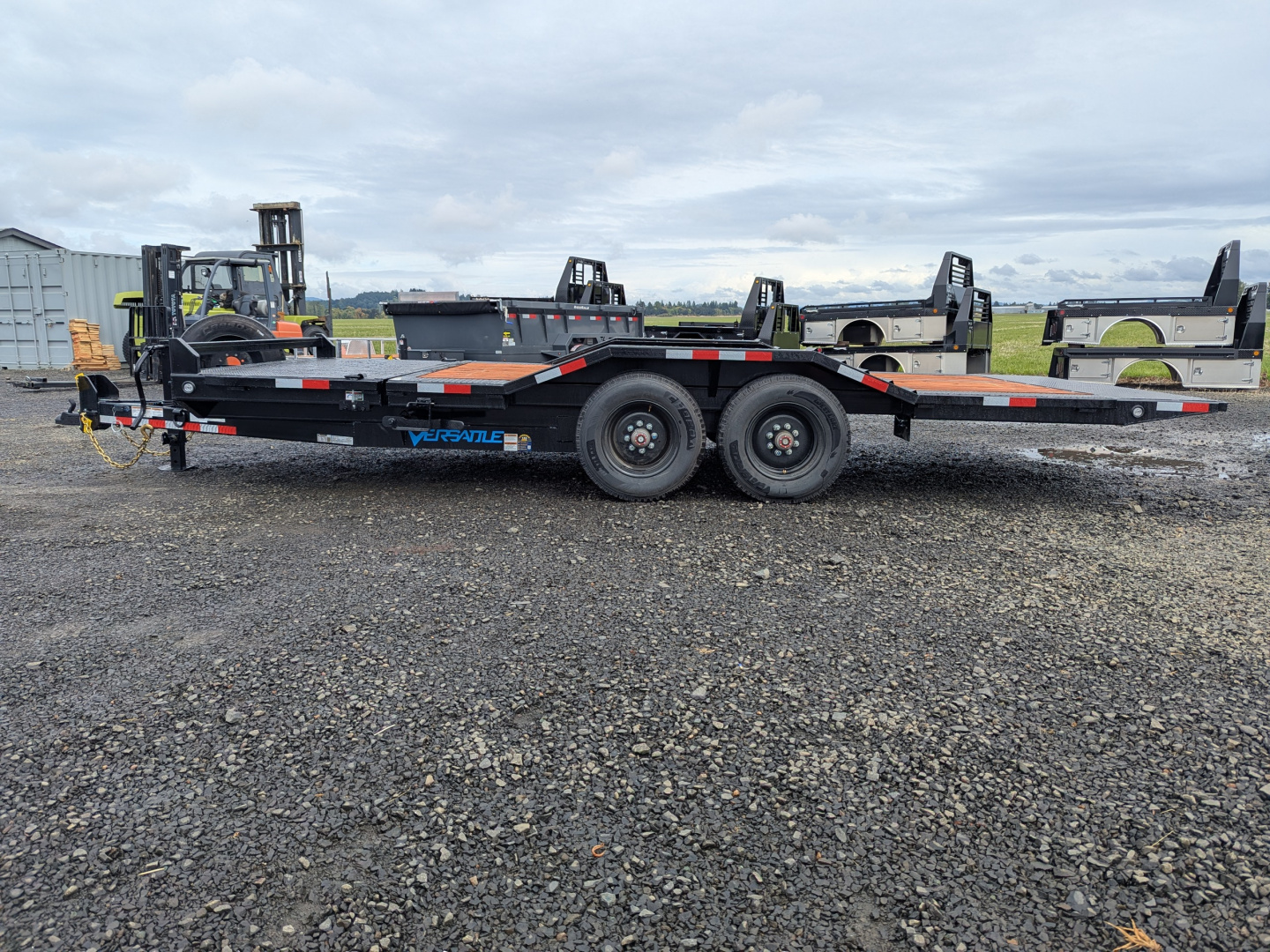 New 2026 Versatile Trailers SF204T-7X20/20K Tilt Trailer