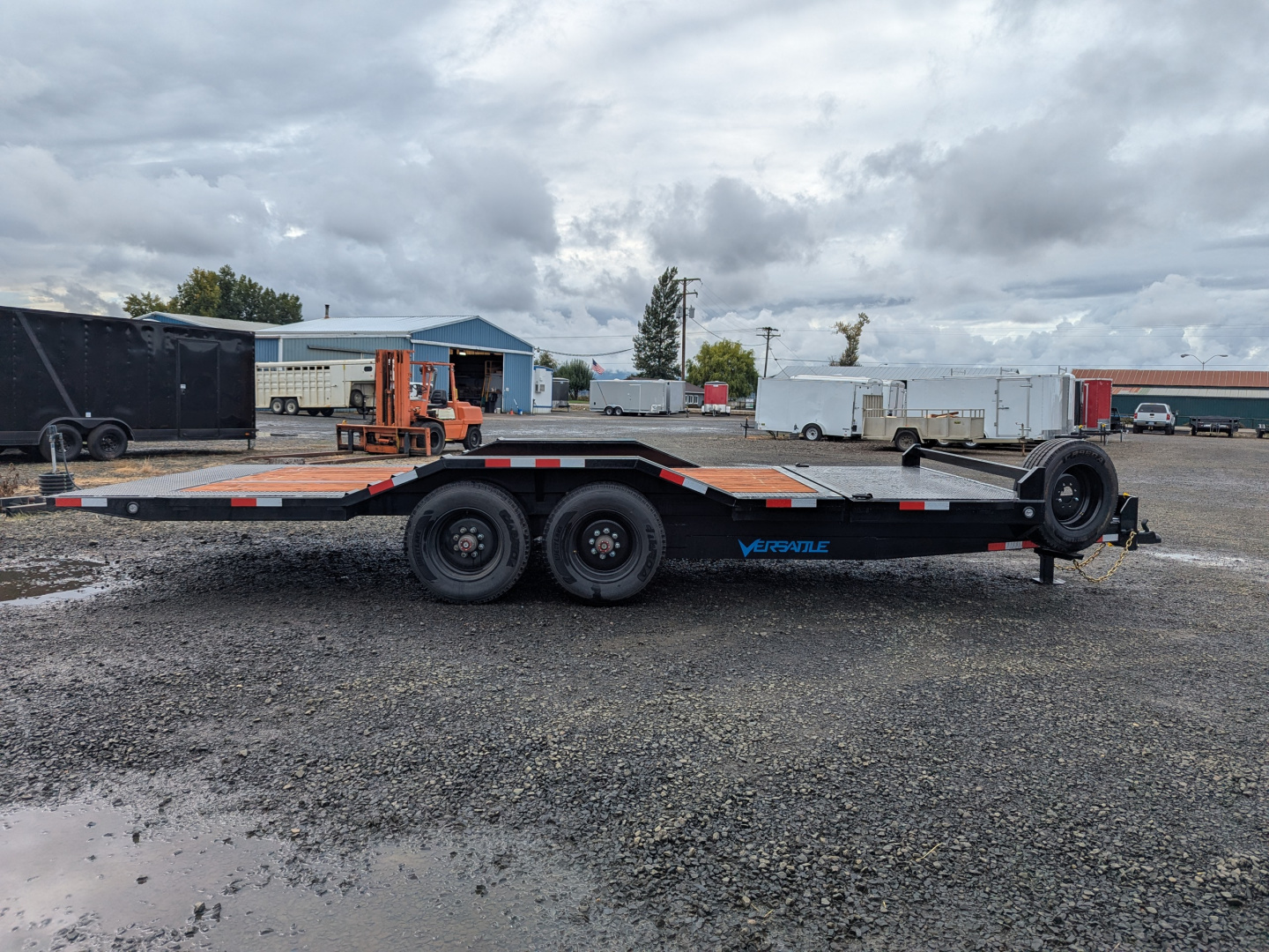 New 2026 Versatile Trailers SF204T-7X20/20K Tilt Trailer