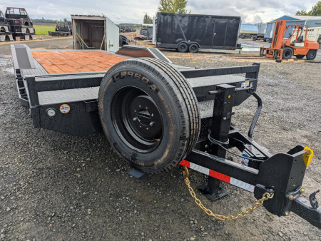 New 2026 Versatile Trailers SF204T-7X20/20K Tilt Trailer