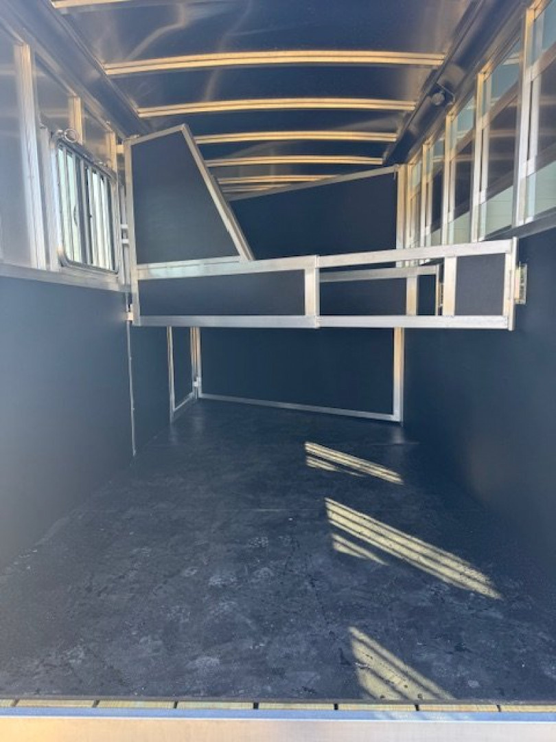 New 2025 Shadow 3H Stablemate Escape Door and Stock on Hip Side