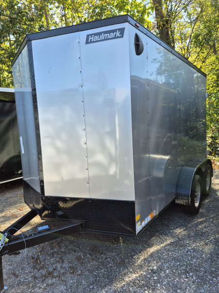 New 2026 Haulmark PASSPORT DELUXE Cargo / Enclosed Trailer