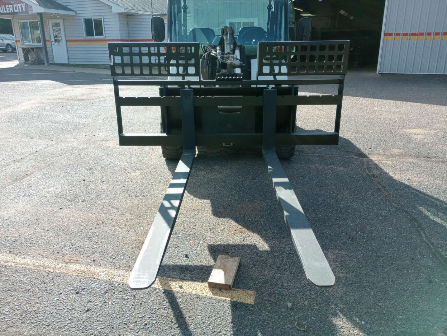 New 2025 Jenkins Iron and Steel 6'X6' Pallet Forks Attachment