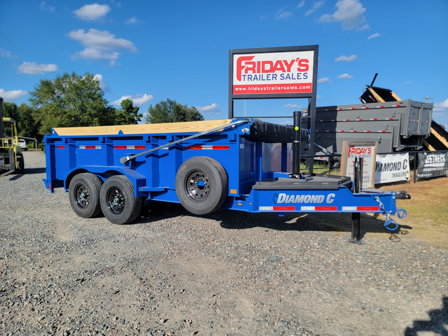 New 2026 Diamond C Trailers LPT207 14' x 82" Pacesetter Edition Dump Trailer