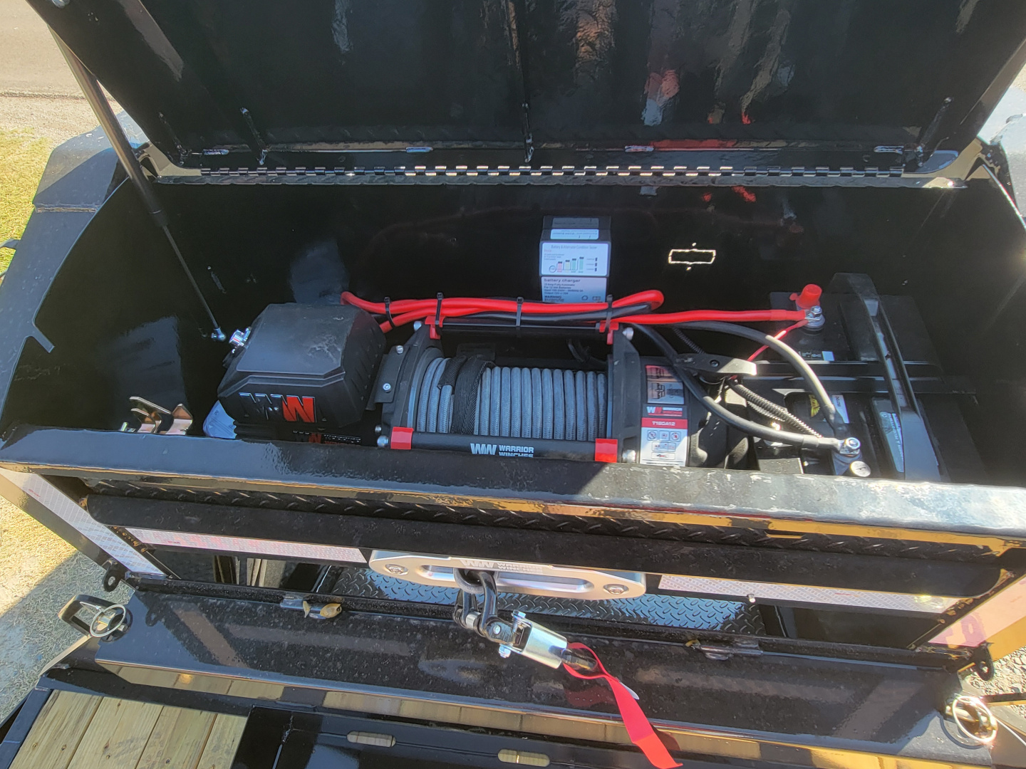 New 2026 Diamond C Trailers FMAX216 35' x 102" 40K Hydraulic Dovetail Pacesetter Edition Equipment Trailer