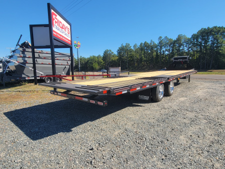 New 2026 Diamond C Trailers FMAX216 35' x 102" 40K Hydraulic Dovetail Pacesetter Edition Equipment Trailer