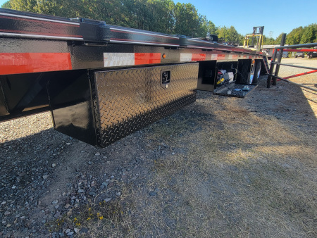 New 2026 Diamond C Trailers FMAX216 35' x 102" 40K Hydraulic Dovetail Pacesetter Edition Equipment Trailer