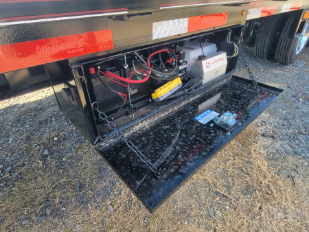 New 2026 Diamond C Trailers FMAX216 35' x 102" 40K Hydraulic Dovetail Pacesetter Edition Equipment Trailer