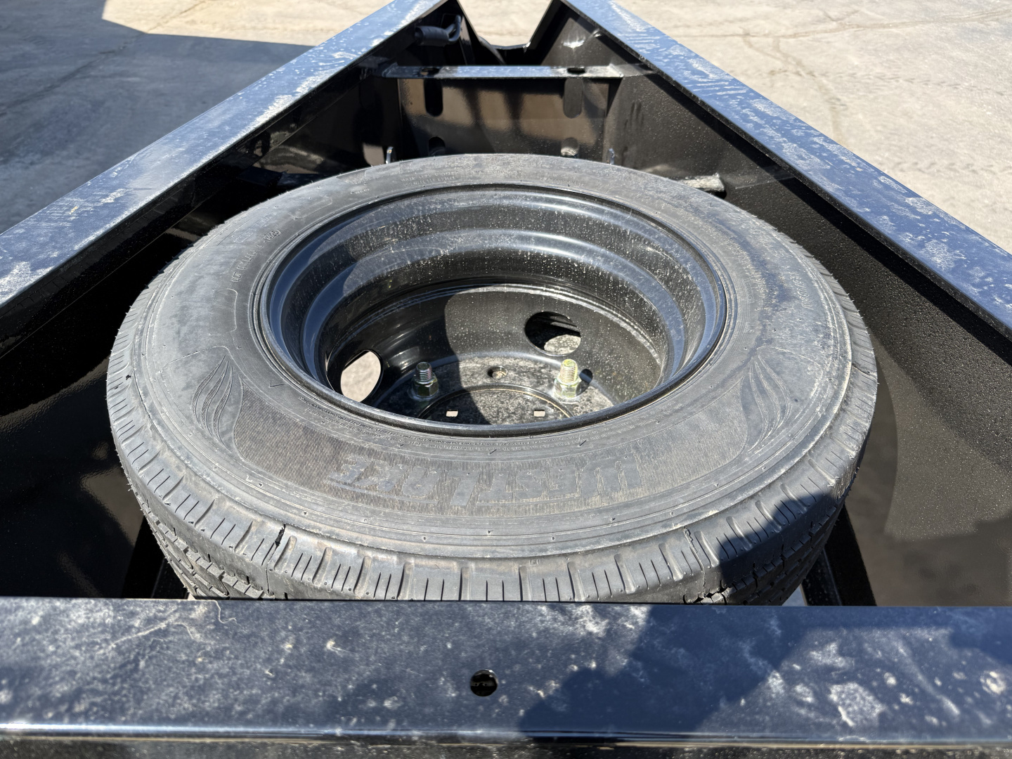 New 2026 MAXX-D 102"x40' GN Flatbed w/ Duals – LDX