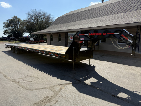 New 2026 MAXX-D 102 x40' GN Flatbed w/ Duals – LDX