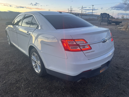 Used 2015 Ford taurus Car