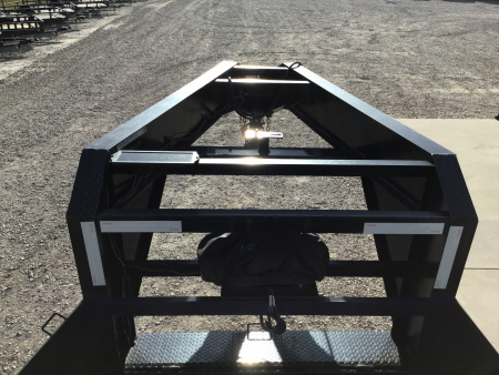 Used 2024 Trail Maxx 102"x40' GN Flatbed w/ Max Ramps