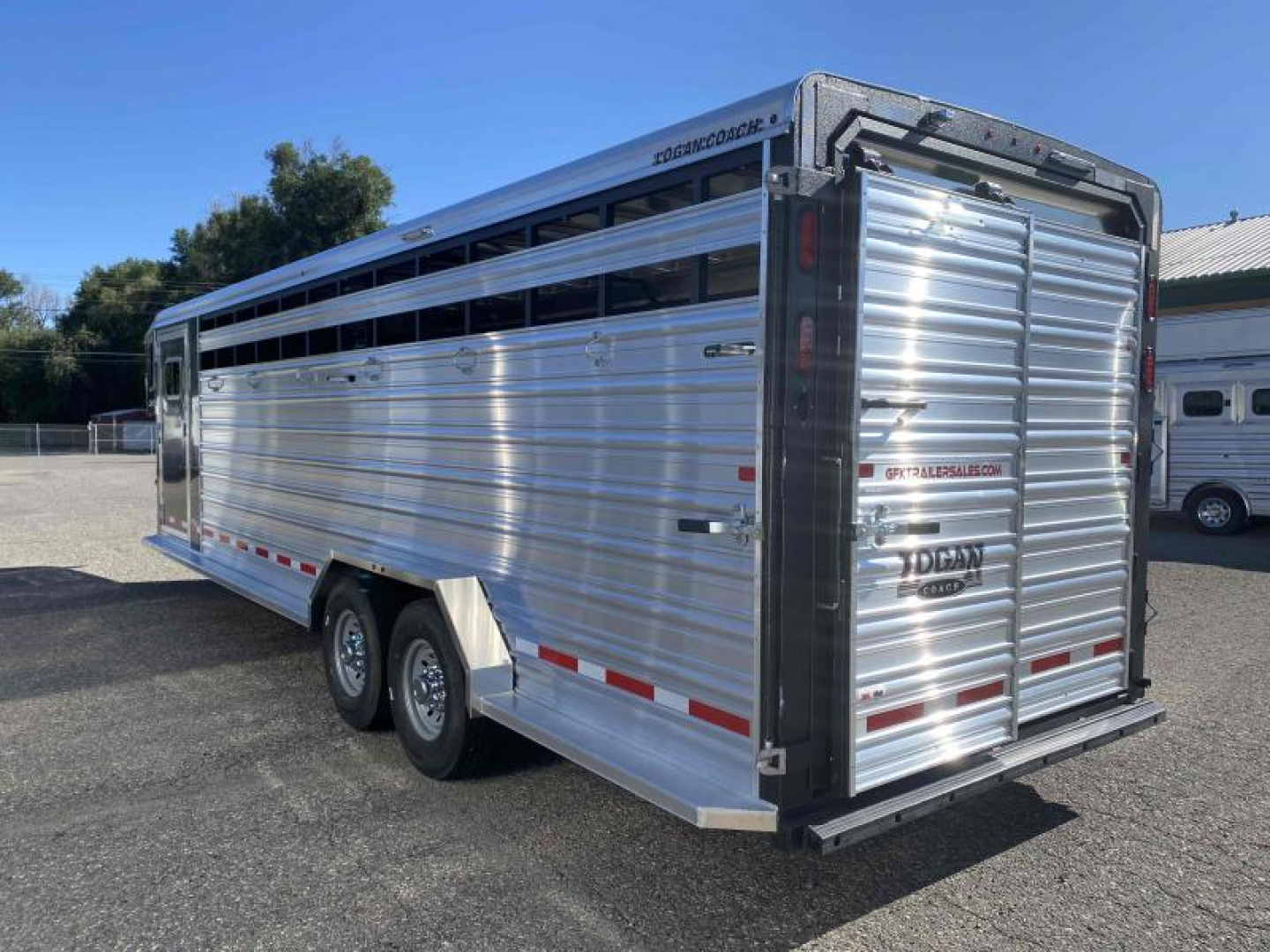 New 2026 Logan 26' Stock Combo w/ Dual Man Doors