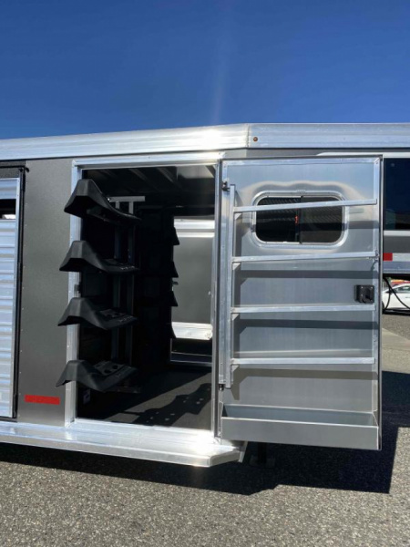 New 2026 Logan 26' Stock Combo w/ Dual Man Doors