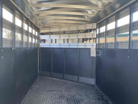 New 2026 Logan Bullseye 4 Horse Stock Combo Trailer