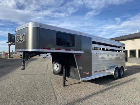 New 2026 Logan Bullseye 4 Horse Stock Combo Trailer