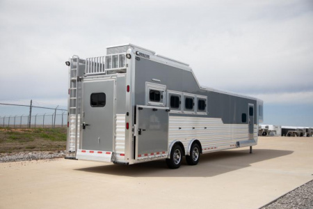 New 2023 Cimarron Norstar 4 Horse Sideload 15'6" Outlaw Living Quarter