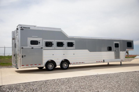 New 2023 Cimarron Norstar 4 Horse Sideload 15'6" Outlaw Living Quarter