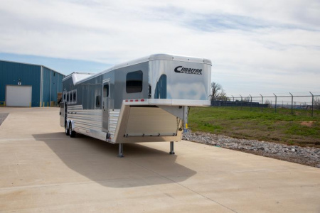 New 2023 Cimarron Norstar 4 Horse Sideload 15'6" Outlaw Living Quarter