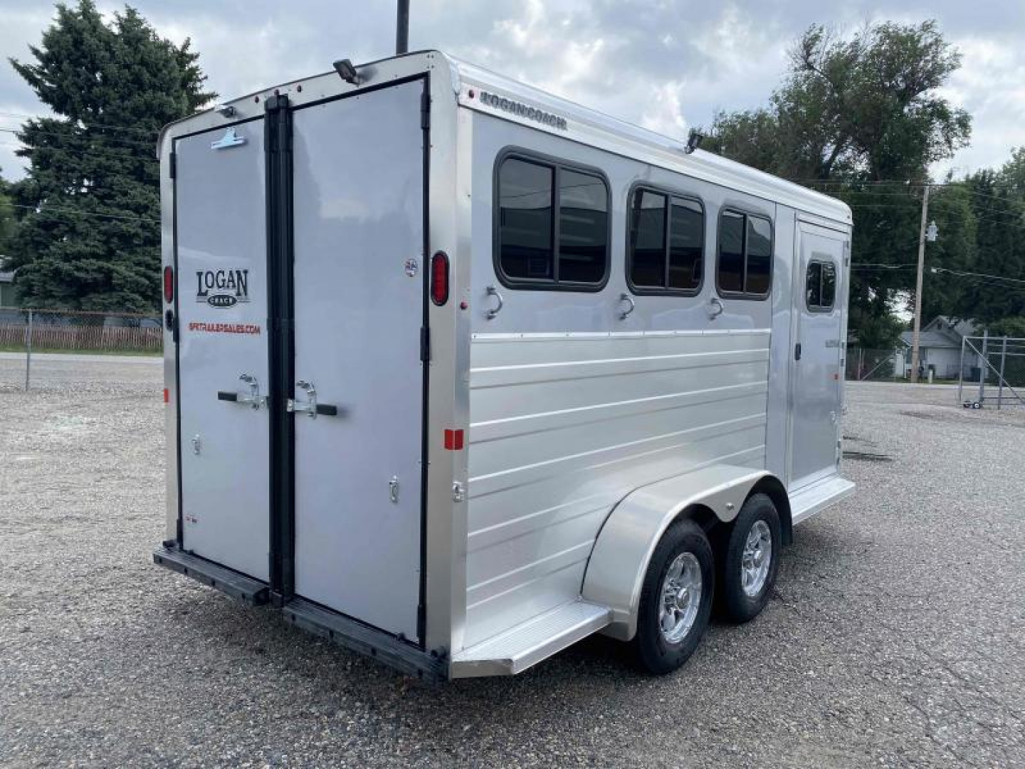 New 2026 Logan Bullseye 3 Horse Bumper Pull