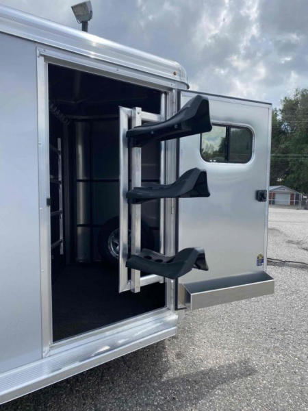 New 2026 Logan Bullseye 3 Horse Bumper Pull