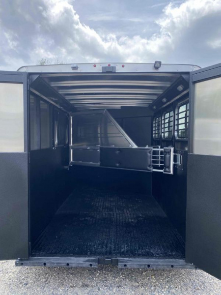 New 2026 Logan Bullseye 3 Horse Bumper Pull