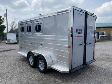 New 2026 Logan Bullseye 3 Horse Bumper Pull