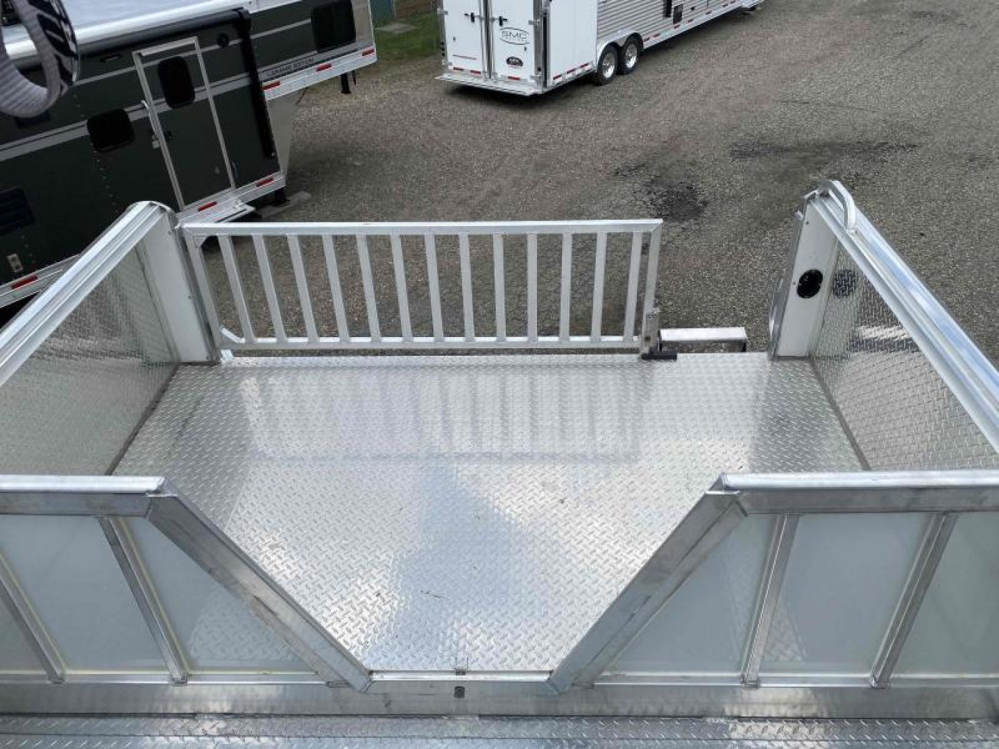 New 2024 Cimarron Norstar 6 Horse Trainer Trailer