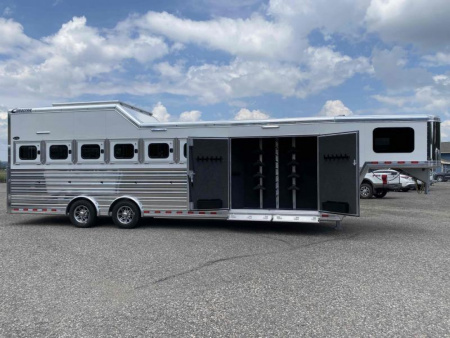 New 2024 Cimarron Norstar 6 Horse Trainer Trailer