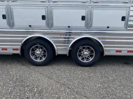 New 2024 Cimarron Norstar 6 Horse Trainer Trailer