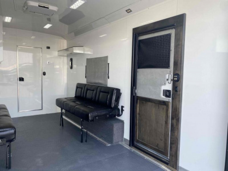 New 2023 Cimarron Freedom Toyhauler 16' Garage 16' Outlaw Living Quarter