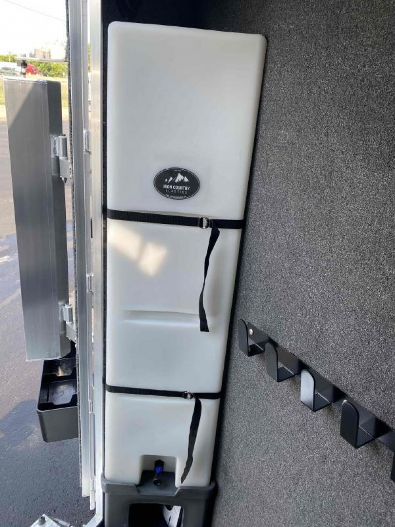 New 2024 Cimarron Norstar 2 Horse Gooseneck with Closet Tack