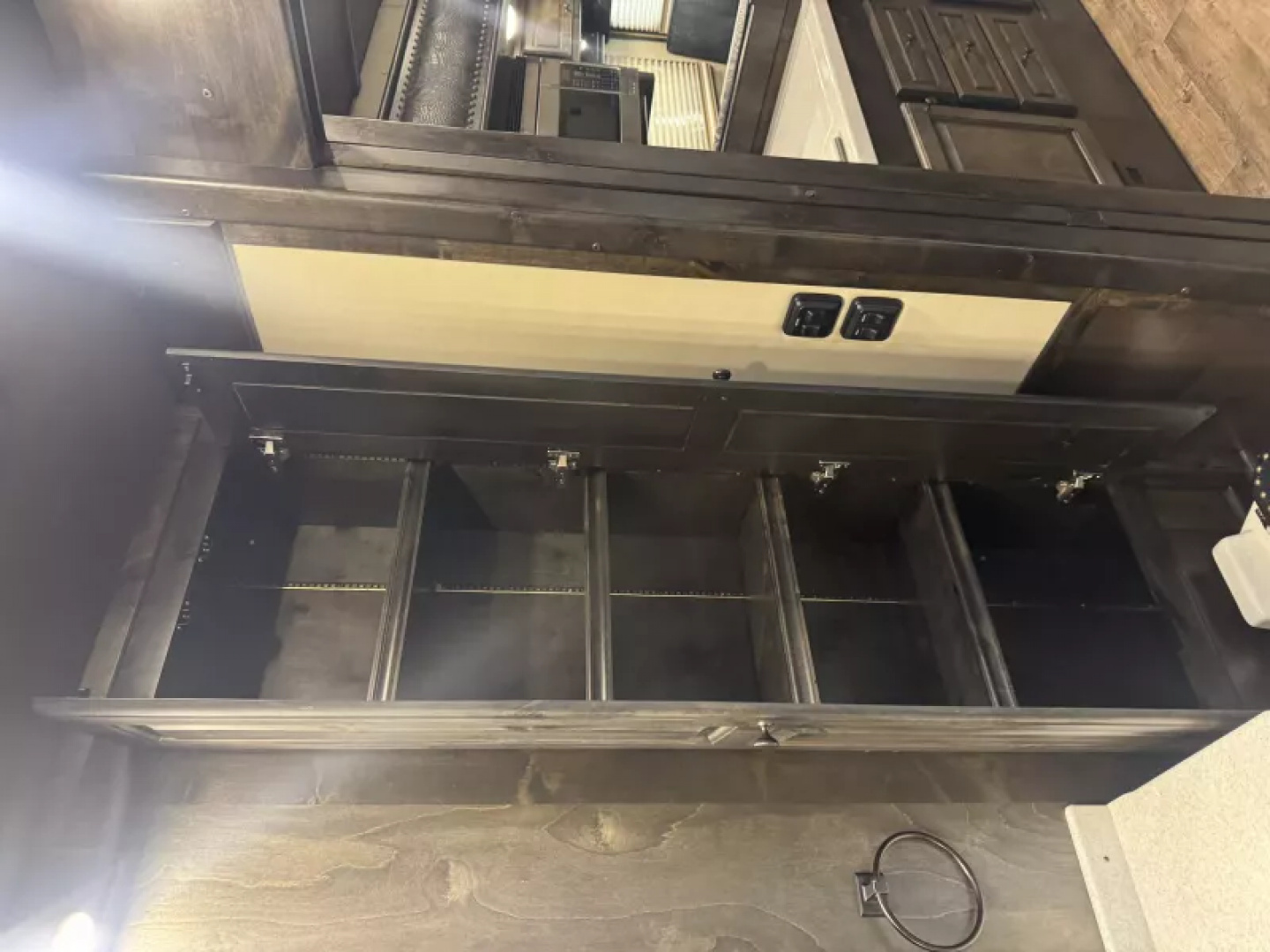 New 2026 Cimarron 4 Horse Side Load with 17'9" Living Quarter by Outlaw Conversions