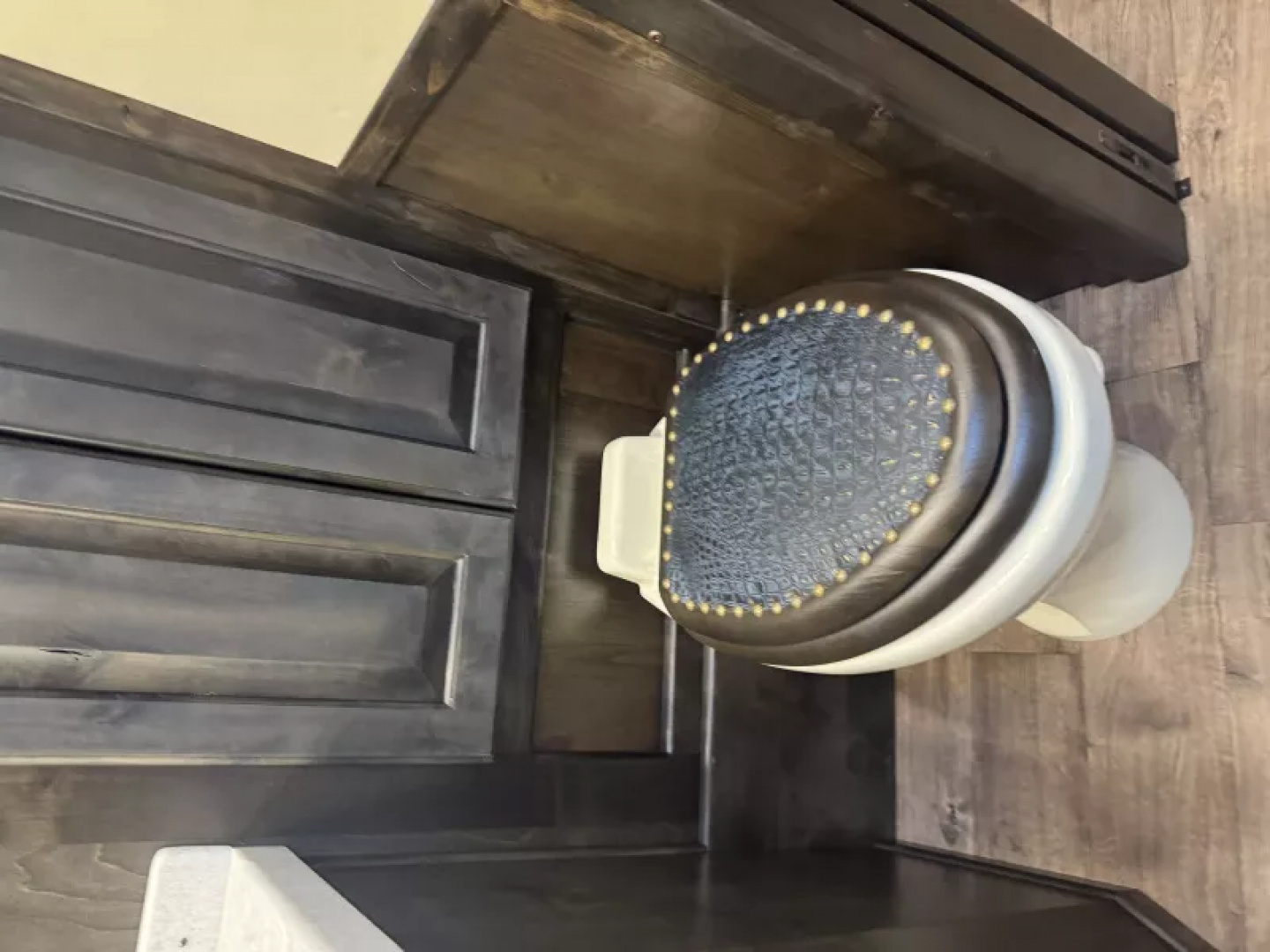 New 2026 Cimarron 4 Horse Side Load with 17'9" Living Quarter by Outlaw Conversions