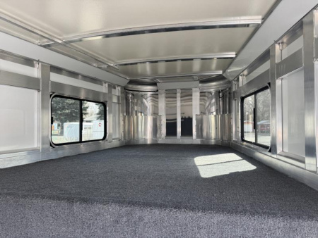 New 2025 Cimarron 2+1 Warmblood Gooseneck  Trailer