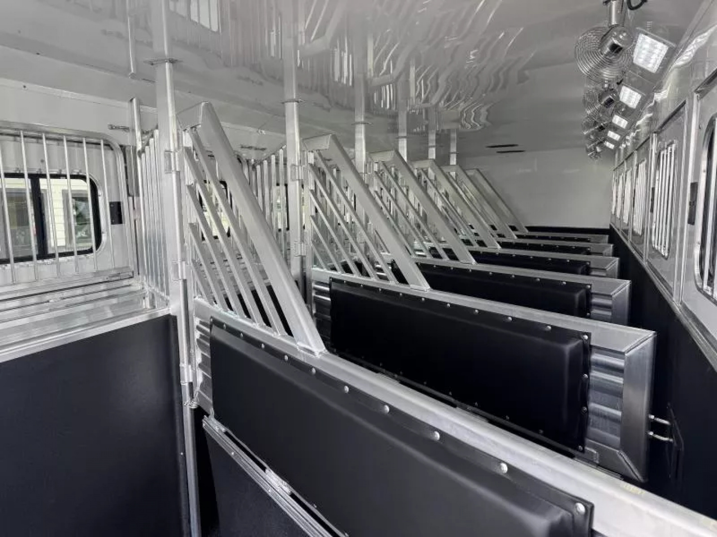 New 2025 Cimarron Norstar 7 Horse Trainer Trailer