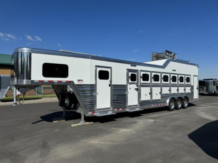 New 2025 Cimarron Norstar 7 Horse Trainer Trailer