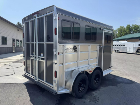 New 2026 Maverick Lite Deluxe 2 Horse Bumper Pull