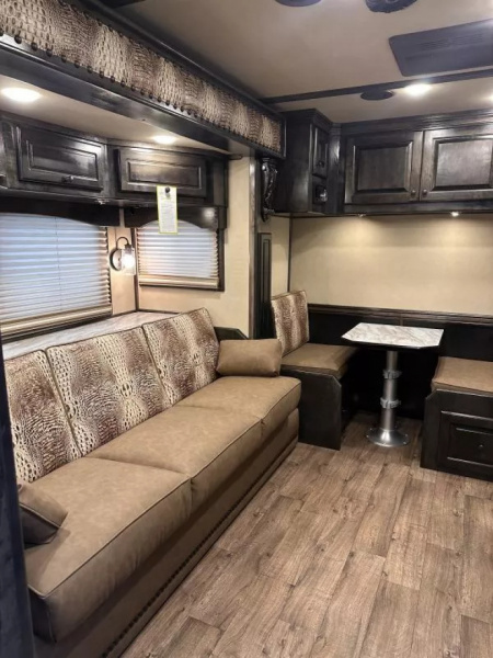 New 2025 Cimarron 3 Horse Side Load with 14'9" Living Quarter by Outlaw Conversions