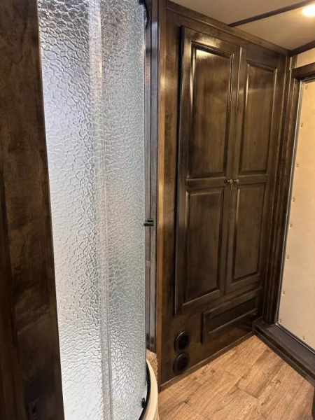 New 2025 Cimarron 3 Horse Side Load with 14'9" Living Quarter by Outlaw Conversions