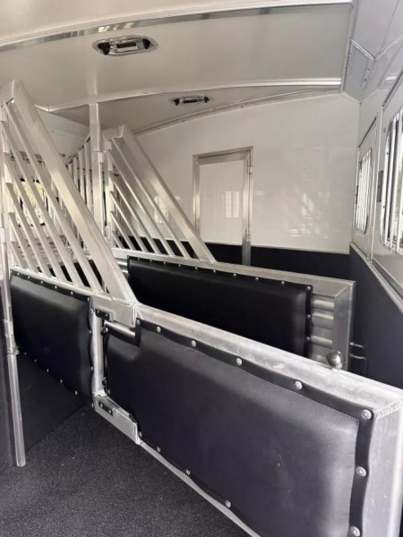 New 2025 Cimarron 3 Horse Side Load with 14'9" Living Quarter by Outlaw Conversions