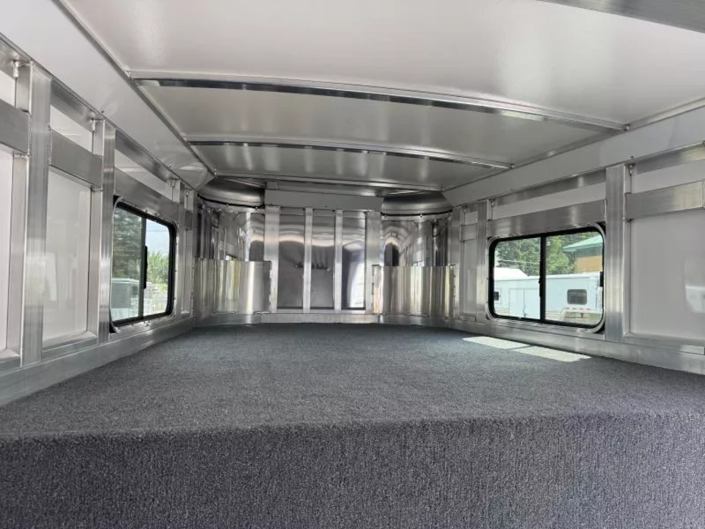 New 2026 Cimarron Norstar 4 Horse with Closet Tack